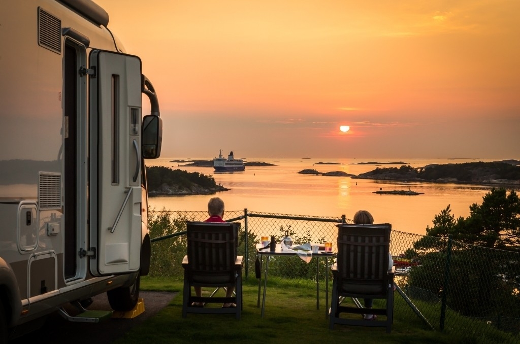 Camping i Bohuslän, sponsrat samarbete med First Camp. 